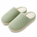 Chaussons d'intérieur 38/39 en textile côtelé vert sauge - doublure douce pour la maison