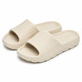 Claquettes 42/43 en EVA beige à enfiler texture relief semelle antidérapante